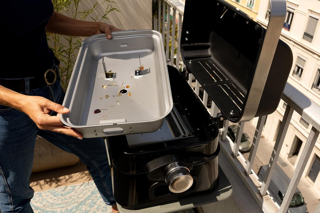 Campingaz Grill Attitude2go, Gasgrill & Elektrogrill, Tischgrill, tragbarer Balkon-, Camping-Grill, mit Deckel, Thermometer und Gusseisen-Grillrost, Betrieb mit Gas oder Elektro