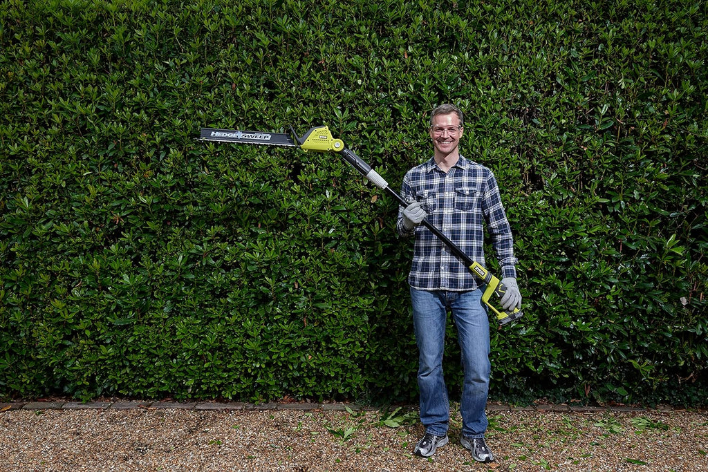 RYOBI 18V ONE+ Akku-Teleskop-Heckenschere OPT1845 (Messerlänge 45cm, 18mm Schnittstärke, 135° abwinkelbarer Schneidkopf, Schnittgeschwindigkeit 1350U/min, ohne Akku und Ladegerät)