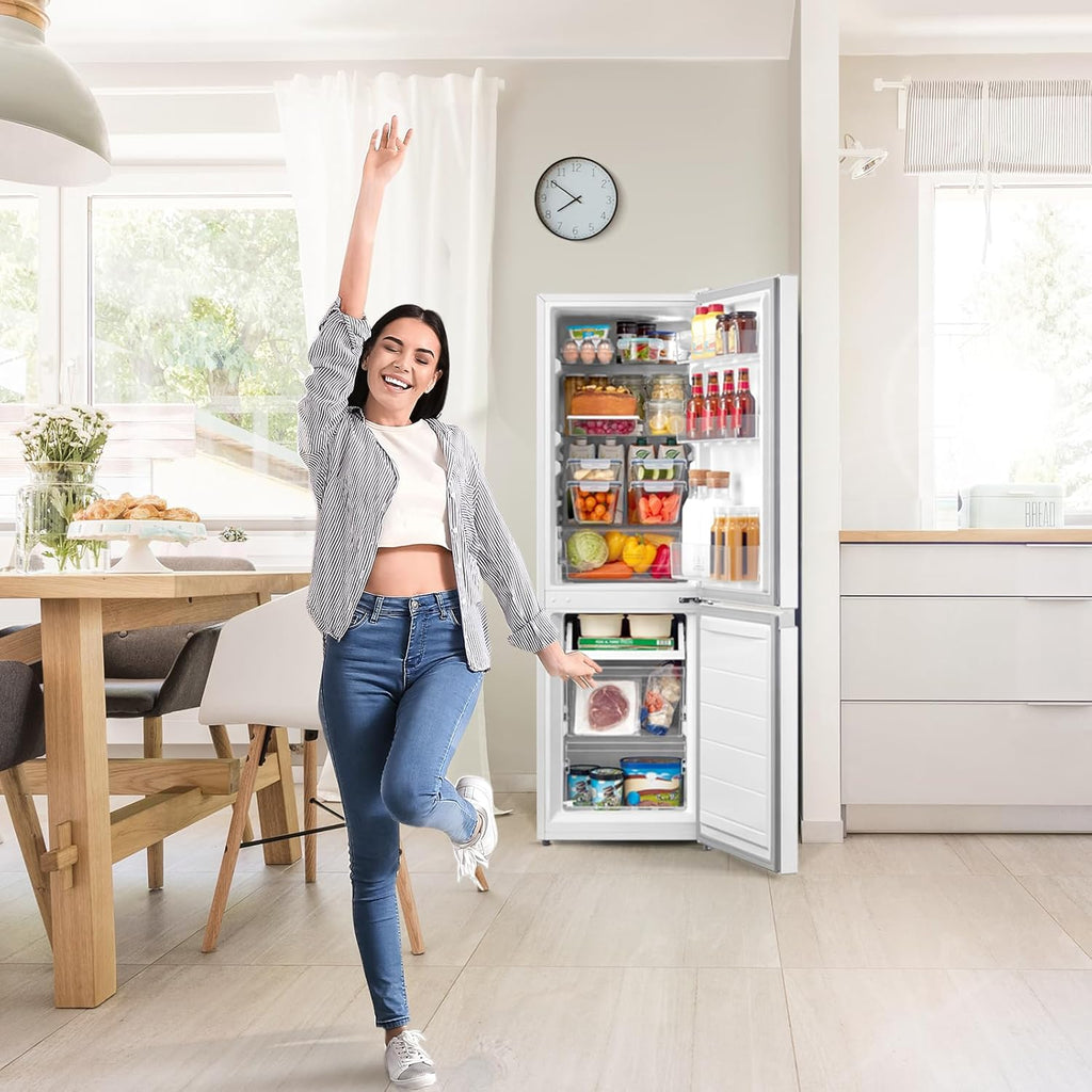 Comfee' RCB169DK3 Kühlschrank mit Gefrierfach 150cm Höhe/Kühl-/Gefrierkombination/Low Frost/174L/leise Kühlgefrierkombi 38dB/Einstellbare Kühlschranktemperatur/LED-Licht/156 kWh/Jahr/Schwarz