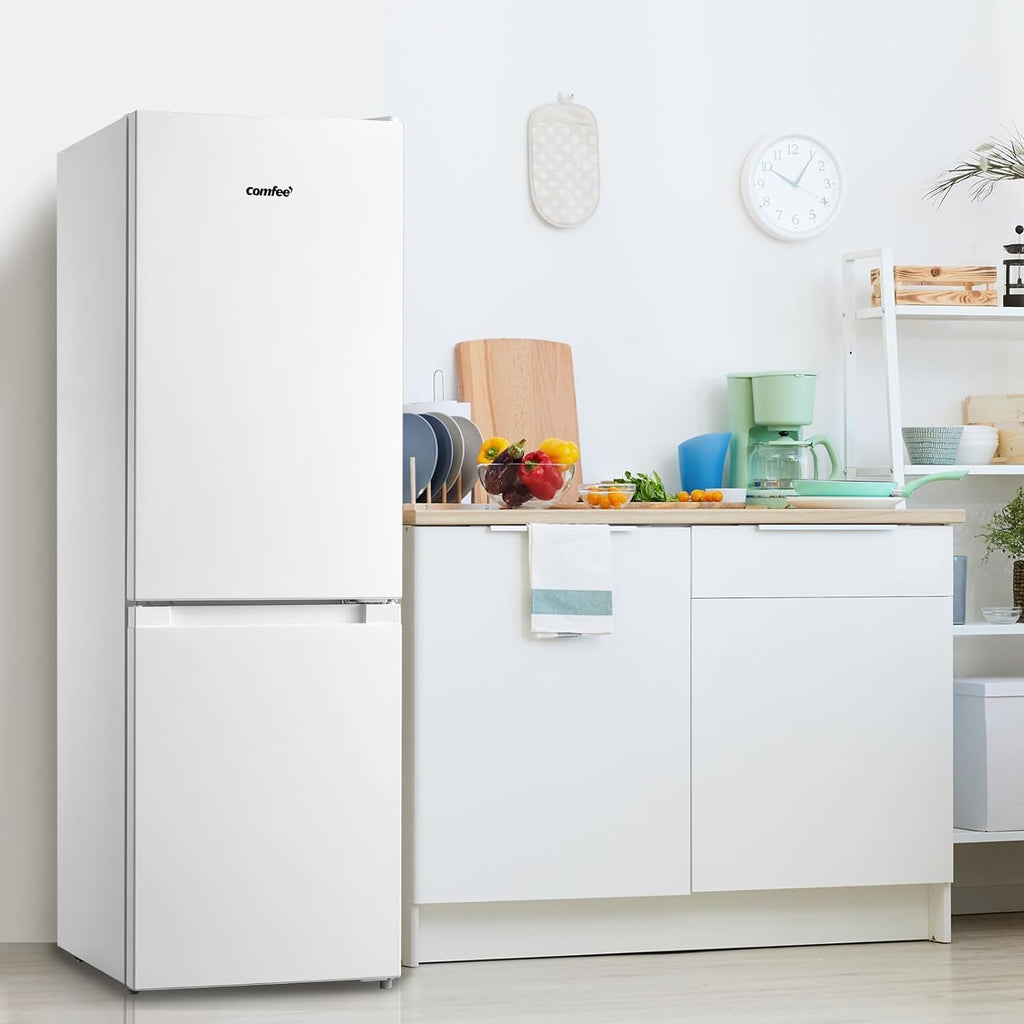 Comfee' RCB169DK3 Kühlschrank mit Gefrierfach 150cm Höhe/Kühl-/Gefrierkombination/Low Frost/174L/leise Kühlgefrierkombi 38dB/Einstellbare Kühlschranktemperatur/LED-Licht/156 kWh/Jahr/Schwarz
