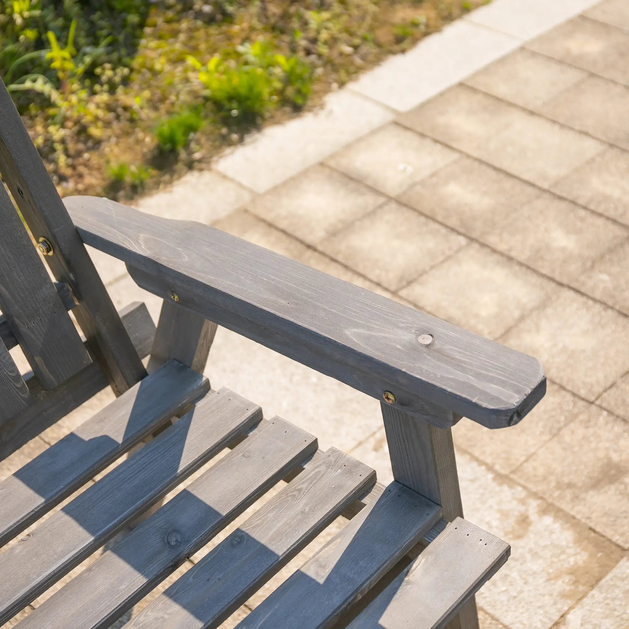 Outsunny Gartenbank mit Tisch Regenschirmloch 2-Sitzer Massivholz