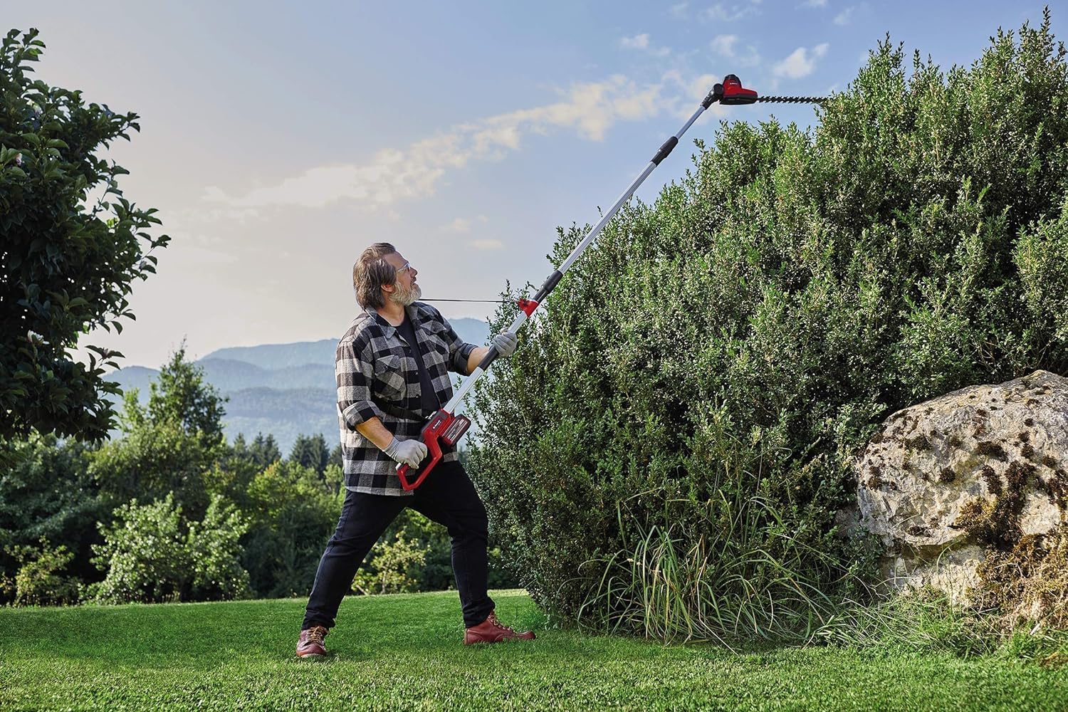 Einhell Akku-Teleskop-Heckenschere GC-HH 18/45 Li T-Solo Power X-Change (Lithium-Ionen, Hauptgriff drehbar, Metallgetriebe, Motorkopf 7-fach neigbar, ohne Akku und Ladegert)